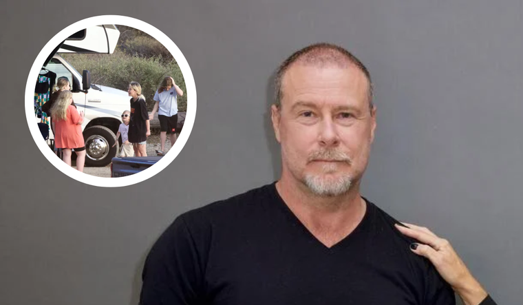 Dean McDermott, ex esposo de Tori Spelling, se puso furioso porque ella se fue a vivir con sus cinco hijos a una casa rodante.