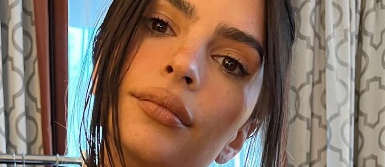 Emily Ratajkowski fue vinculada con Brad Pitt. Foto: Instagram: emrata