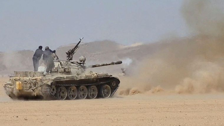 Las fuerzas yemeníes respaldadas por Arabia Saudita han tenido dificultades para contener el avance de los hutíes.