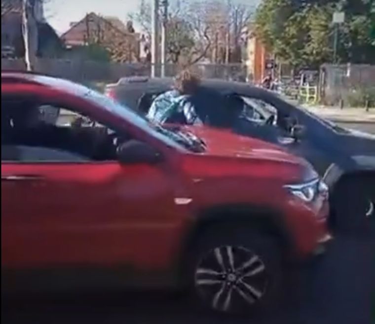 La secuencia fue registrada por los testigos que grabaron lo ocurrido. Foto: Captura de pantalla