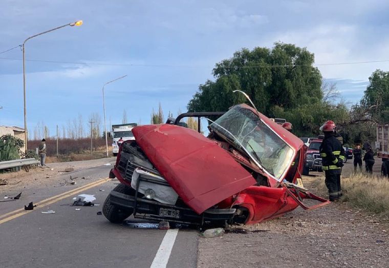 El conductor de la camioneta murió en el acto al ser colisionado por un camión en San Rafael