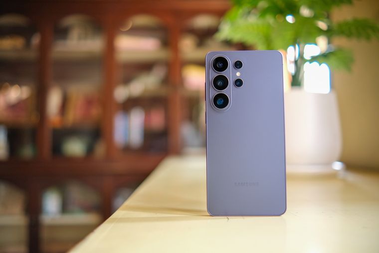 En esta comparativa, el procesador de Samsung demuestra una estabilidad superior en juegos exigentes. En esta comparativa, el procesador de Samsung demuestra una estabilidad superior en juegos exigentes.