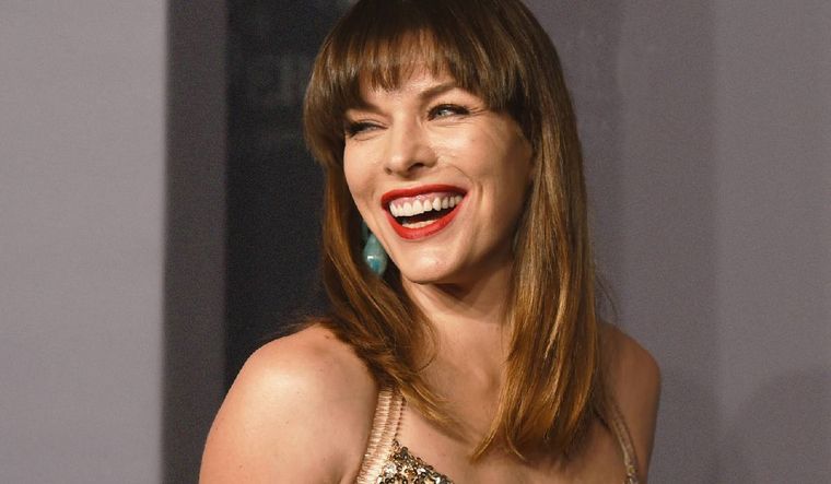 Milla Jovovich y la historia de un matrimonio fugaz que canceló su madre (MICHAEL STEWART)