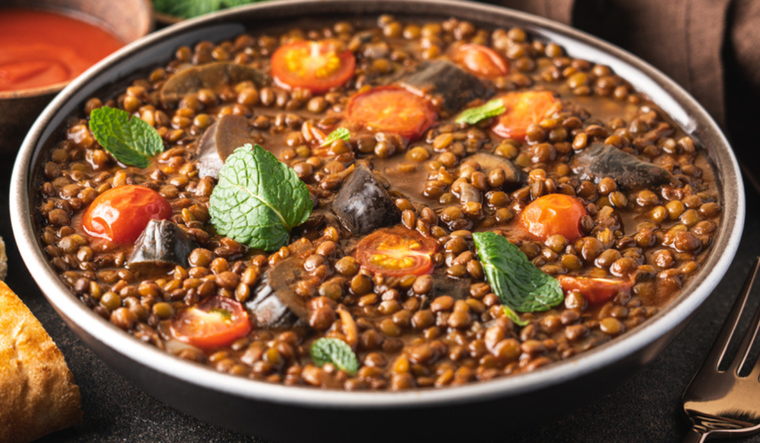Guiso de lentejas con verduras: una forma deliciosa de comer sano Foto: Shutterstock