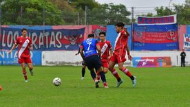 Deportivo Maipú perdió contra Güemes en el Estadio Arturo Jiya Miranda de Santiago del Estero. Deportivo Maipú perdió contra Güemes en el Estadio Arturo Jiya Miranda de Santiago del Estero.