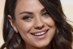 La insólita reacción de Mila Kunis al ser abucheada se viralizó en las redes Mila Kunis Foto: Los40