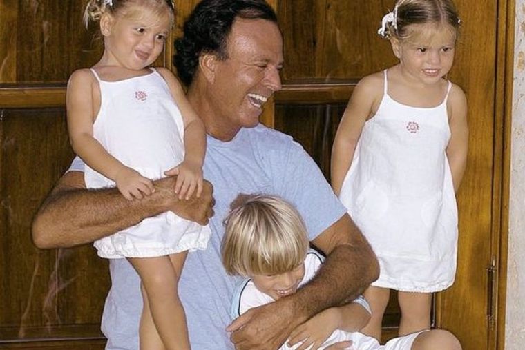 Julio, Victoria y Cristina  Iglesias Foto: Instagram Julio Iglesias