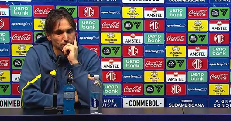 El DT habló ante los micrófonos. Foto: Captura