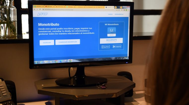 Una de las dudas más recurrente de los contribuyentes es si se tienen que volver a dar de alta en el monotributo Foto: MDZ
