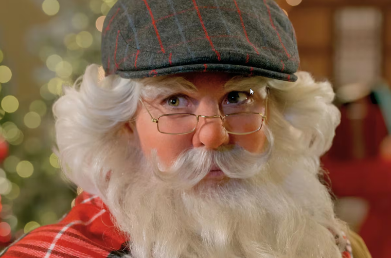 La comedia romántica integra el Top 10 del ranking de FlixPatrol en plena temporada festiva. Foto: Netflix.