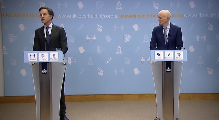 El primer ministro de Países Bajos, Mark Rutte, y el ministro de Salud, Ernst Kuipers anunciaron en conferencia de prensa las nuevas medidas sanitarias