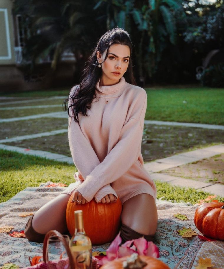 Livia Brito no solo tiene un gran éxito en la actuación sino también en el modelaje.