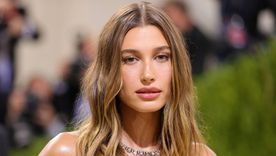 Foto: https://www.vanitatis.elconfidencial.com/estilo/belleza/2022-02-09/glazed-skin-piel-glaseada-hailey-bieber-iluminada-jugosa_3371598/