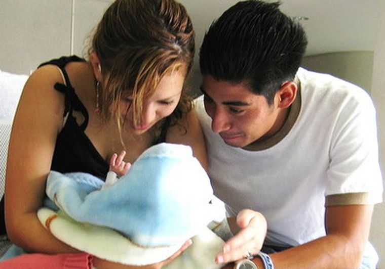 El padre de la criatura no es siempre quien cumple el rol de tal. Foto: web