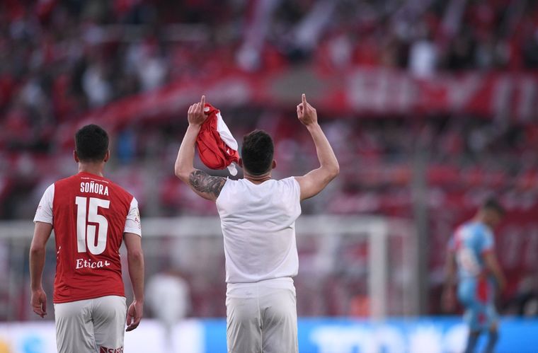 Velasco marcó un gol muy especial. Foto: @SoydelRojoCom