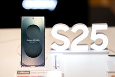 El Samsung Galaxy S25 Ultra muestra potencia premium.