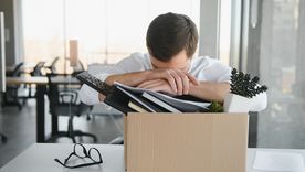 Anthropic, la empresa de inteligencia artificial creadora de Claude, difundió un informe que analiza qué profesiones aparecen hoy más expuestas al avance de esta tecnología. Anthropic, la empresa de inteligencia artificial creadora de Claude, difundió un informe que analiza qué profesiones aparecen hoy más expuestas al avance de esta tecnología.