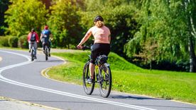 Cada vez son más las personas que eligen andar en bicicleta como actividad física.&nbsp;