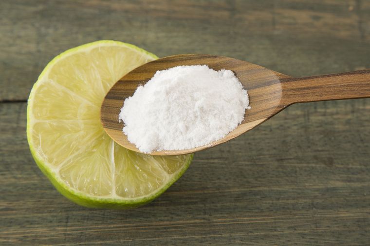 Bicarbonato de sodio y limón: la mezcla casera que limpia, desinfecta y ahorra sin usar productos químicos. Foto: Shutterstock Bicarbonato de sodio y limón: la mezcla casera que limpia, desinfecta y ahorra sin usar productos químicos. Foto: Shutterstock