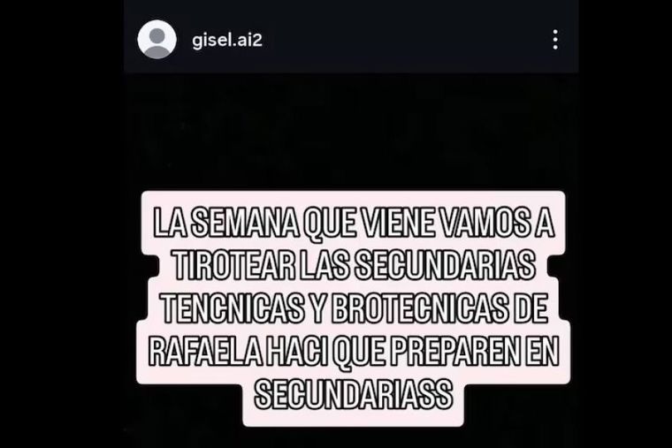 “Se rumorea de un nuevo tiroteo. Como el Plan A falló, van a usar un Plan B que sería matar en grupos”, expresaba otra amenaza. “Se rumorea de un nuevo tiroteo. Como el Plan A falló, van a usar un Plan B que sería matar en grupos”, expresaba otra amenaza.
