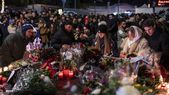 Velas encendidas y flores en memoria de las víctimas de incendio en Suiza Así recuerda Crans-Montana a quienes perdieron la vida en el incendio del bar “Le Constellation” durante la víspera de Año Nuevo.Fotos: EFE Velas encendidas y flores en memoria de las víctimas de incendio en Suiza Así recuerda Crans-Montana a quienes perdieron la vida en el incendio del bar “Le Constellation” durante la víspera de Año Nuevo.Fotos: EFE