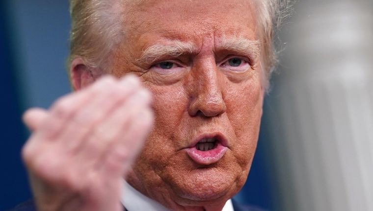 La causa inició tras un informe del Departamento de Seguridad de la Embajada de Estados Unidos en Argentina, que detectó un mensaje de amenazas escrito en inglés contra Donald Trump. Foto: EFE