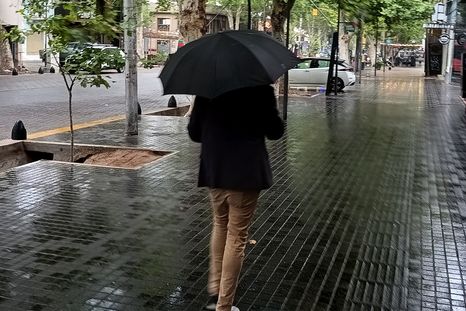 Se espera una jornada fría y con lluvias este sábado en Mendoza. Se espera una jornada fría y con lluvias este sábado en Mendoza.