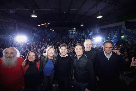 Fuerza Patria tendrá su búnker en La Plata, donde empiezan a llegar los principales dirigentes. Fuerza Patria tendrá su búnker en La Plata, donde empiezan a llegar los principales dirigentes.
