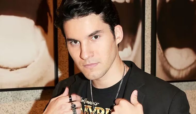 El nuevo look de Francisco Tinelli. Foto: Captura tv El nuevo look de Francisco Tinelli. Foto: Captura tv