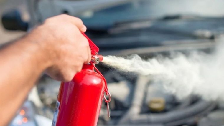 Cada cuánto recargar el matafuegos del auto