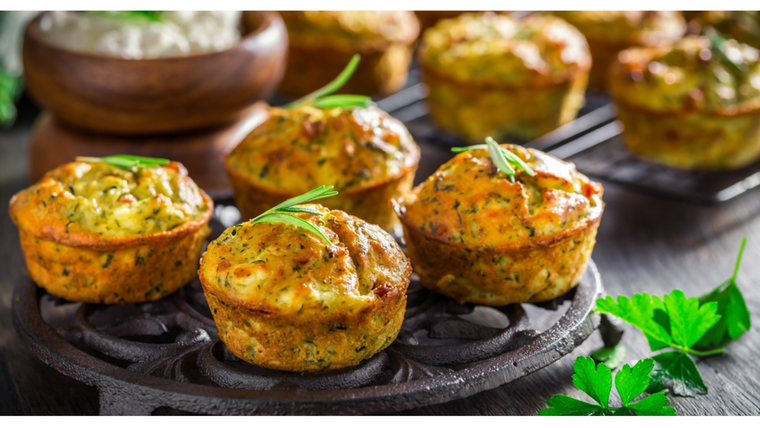 Un bocado irresistible: receta de muffins de zucchini con ingredientes simples.