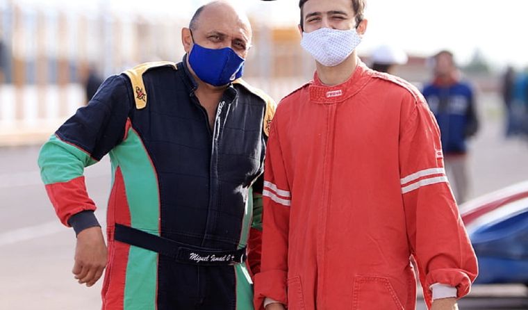 Miguel Ismael y su hijo Tulio, ambos pilotos del TC Cuyano. Foto: Gentileza Pasión Fierrera