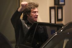 Javier Milei atento a los resultados Foto: NA