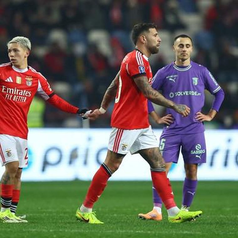 Nicolás Otamendi fue expulsado en la eliminación del Benfica.