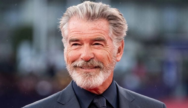 Abuelo Pierce Brosnan mostró su felicidad por el naciemiento de su cuarto nieto