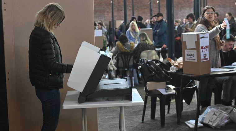 La votación se realizará mediante el sistema de Boleta Única Electrónica (BUE). Foto: Télam