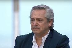 Aseguran que Alberto Fernández se enteró en el mismo momento que el resto de los argentinos sobre la renuncia de sus funcionarios. Aseguran que Alberto Fernández se enteró en el mismo momento que el resto de los argentinos sobre la renuncia de sus funcionarios.