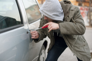 MDZol | Según un informe privado, las horas de la tarde son las más críticas para el robo de vehículo ya que se ese período se concentra la mayor cantidad de casos Foto: X