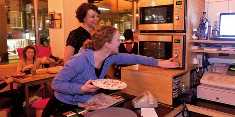 Cosa de locos: vas a comer y llevás la comida.