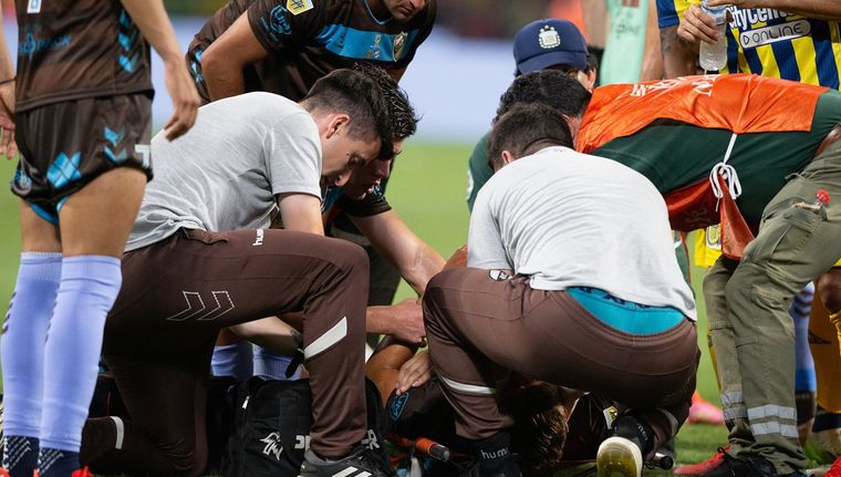 El futbolista deberá pasar por el quirófano. Foto: @Platense