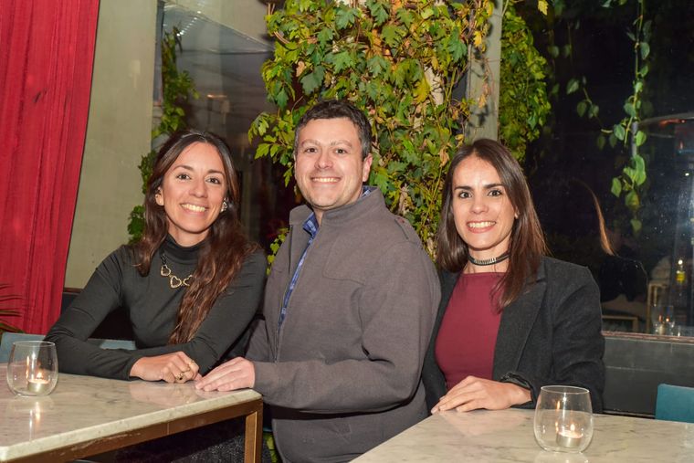 Carolina Gallardo, Joaquín Faliti y Soledad Porras. Carolina Gallardo, Joaquín Faliti y Soledad Porras.