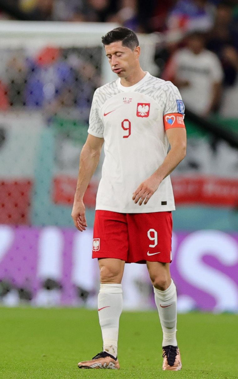 Lewandowski recibió una mala noticia. Foto: EFE