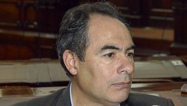 Jorge Teves, funcionario del Gobierno provincial, manejaba un vehículo oficial y dio positivo el test de alcoholemia. Foto: Legislatura