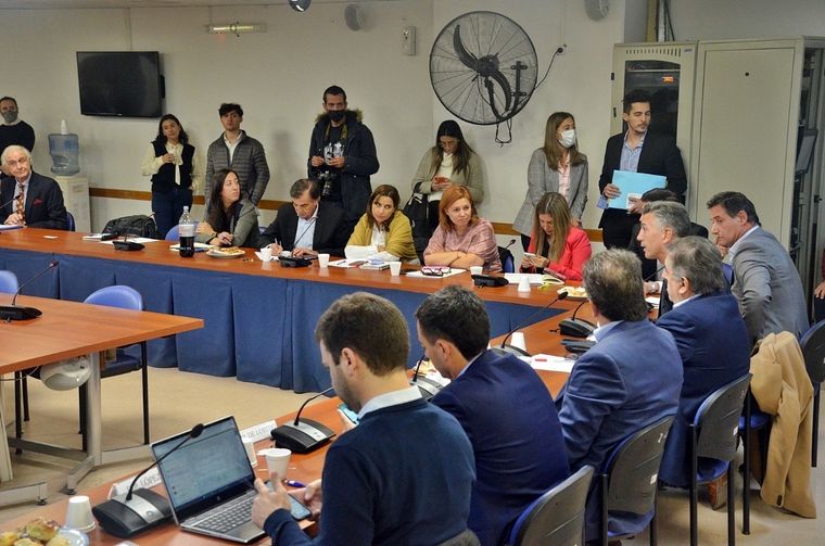 Tres proyectos claves buscan llegar al recinto.