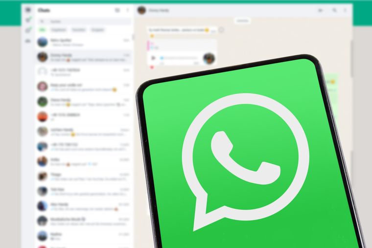 WhatsApp y su función de inteligencia artificial para los usuarios. WhatsApp y su función de inteligencia artificial para los usuarios.