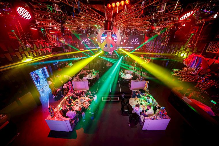 Los boliches de Mendoza proponen reconvertirse para poder lograr una repertura segura