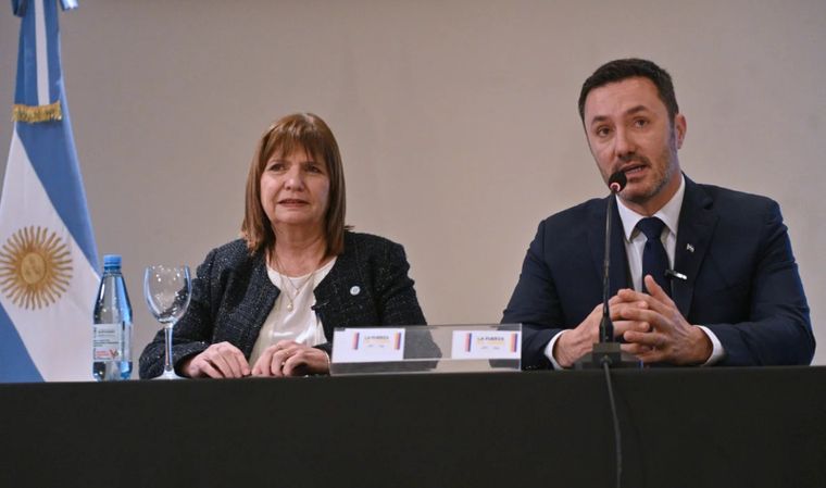 La ministra de Seguridad, Patricia Bullrich, y el ministro de Defensa, Luis Petri, estarán en Mendoza.&nbsp;