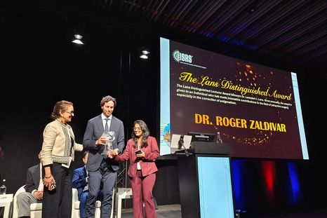 Roger Zaldivar premiado en Londres.