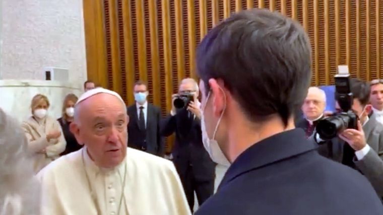 Captura de pantalla de la simpática situación. Foto: Captura de pantalla