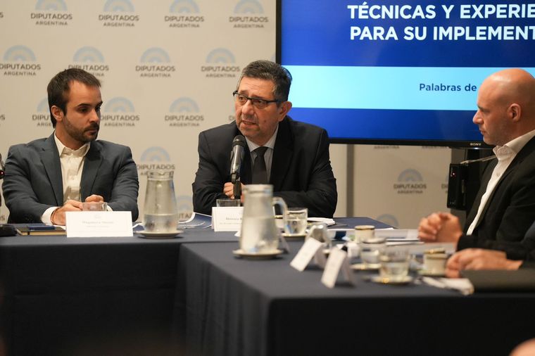 Javier Herrera Bravo, primer secretario de Legal y Técnica del Gobierno de Javier Milei, falleció este lunes luego de transitar una dura enfermedad.